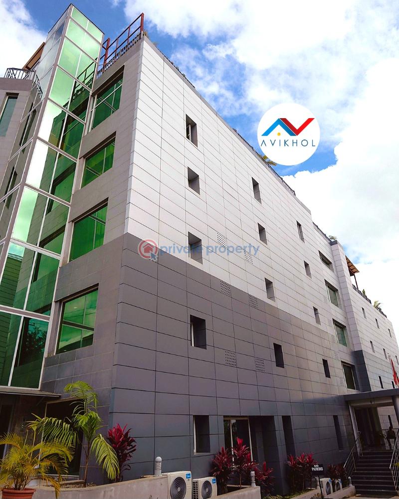 A blend of boutique hotel, office spaces and rooftop restaurant. - 1 Hotel For Sale Wuse Abuja Phase 1  - 1