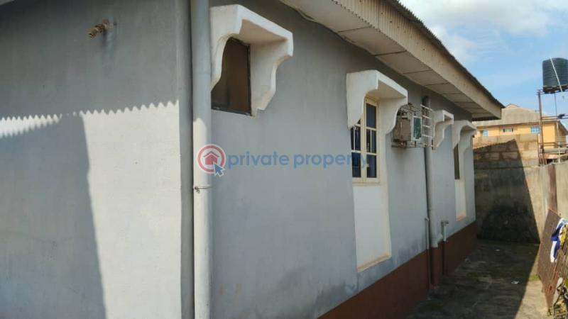 A block of 4 flats comprising of 2 units of 3 bedroom flats & 1 units of 2bedroom flats, and a 4bedroom laid back bungalow - 3 Block Of Flats For Sale Rofo Estate Odogunyan Ikorodu Lagos - 3