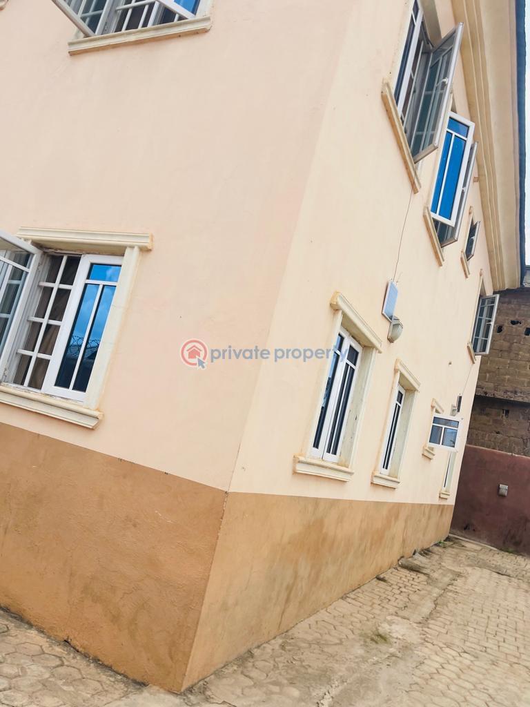 Block Of Flats For Sale Odo Ona Kekere Arapaja Way Off New Garage Odo ona Ibadan Oyo - 3