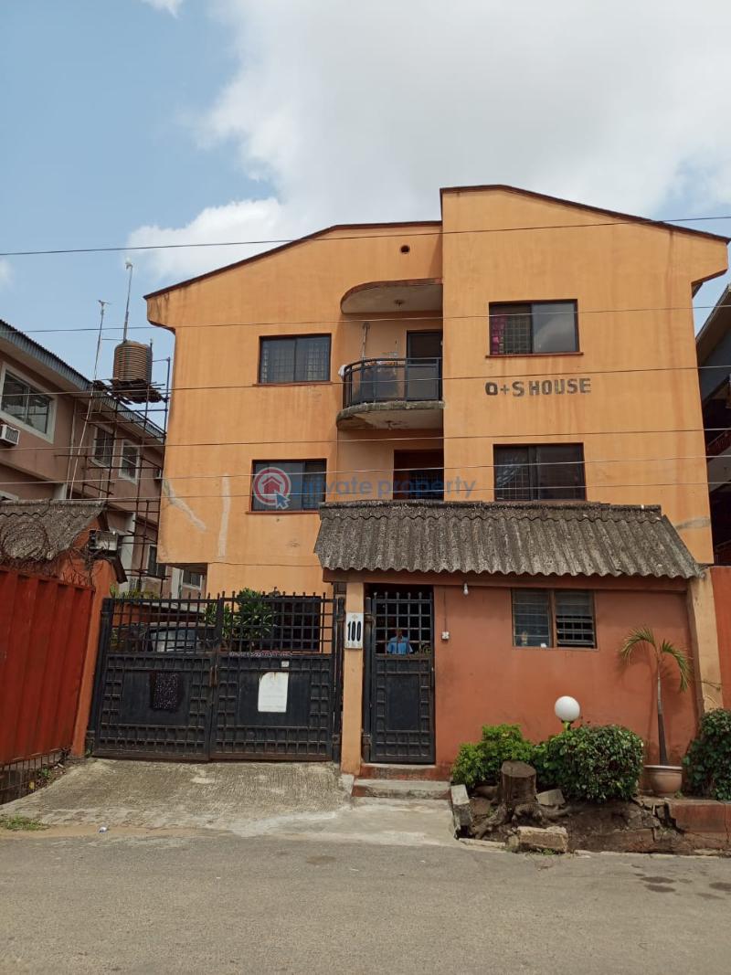 3 bedroom House For Sale Off Alhaji Masha Masha Surulere Lagos