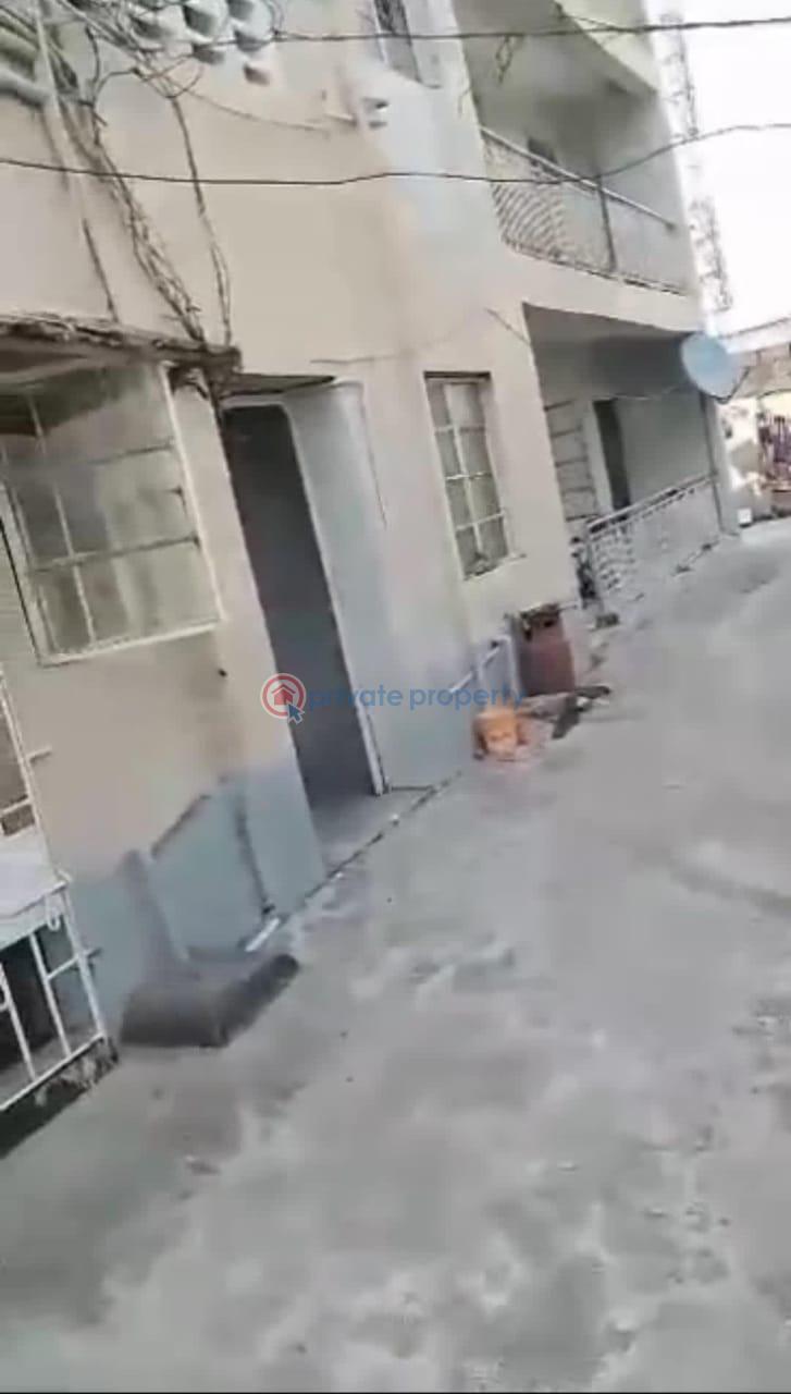 2 bedroom Block Of Flats For Sale Deeper Life Church Hq Sholuyi, Gbagada Lagos - 1