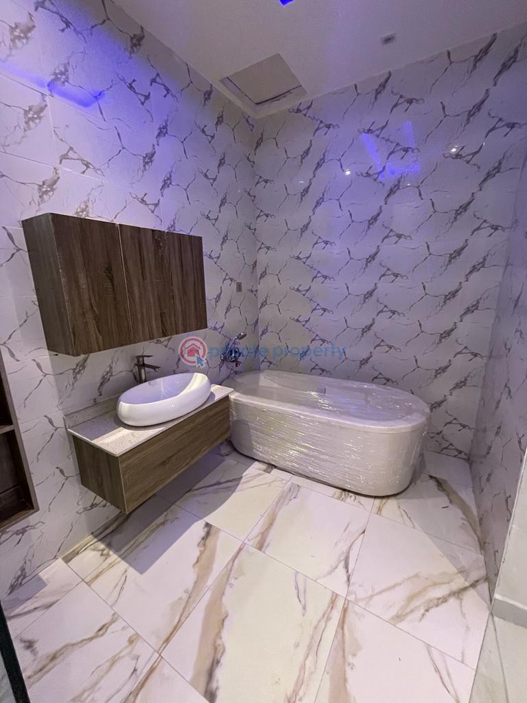 5 bedroom Flat & Apartment For Rent Magodo Isheri Ikeja Lagos - 6