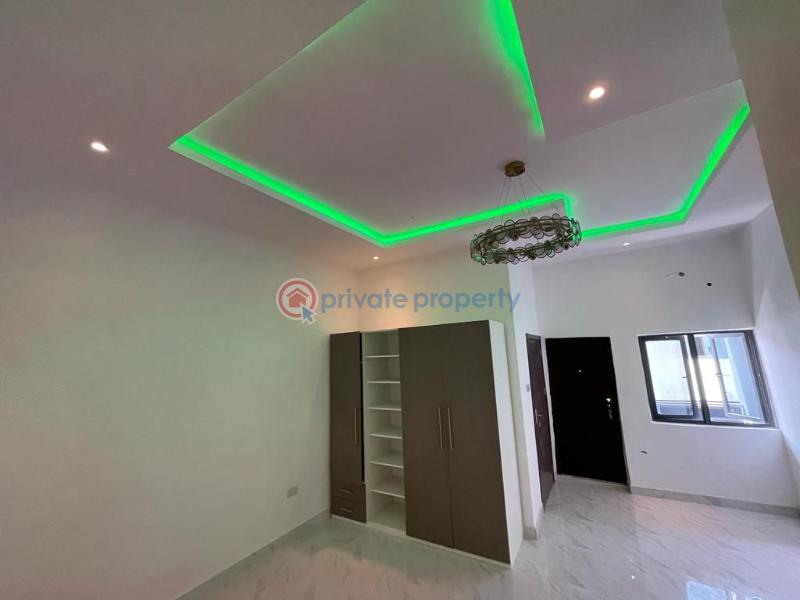 A brand new estate for sale at lekki consist 28 flats - 9 Terraced Duplex For Sale Via Shoprite Mall Off Lekki Epe Express Lekki Expressway Lagos - 9