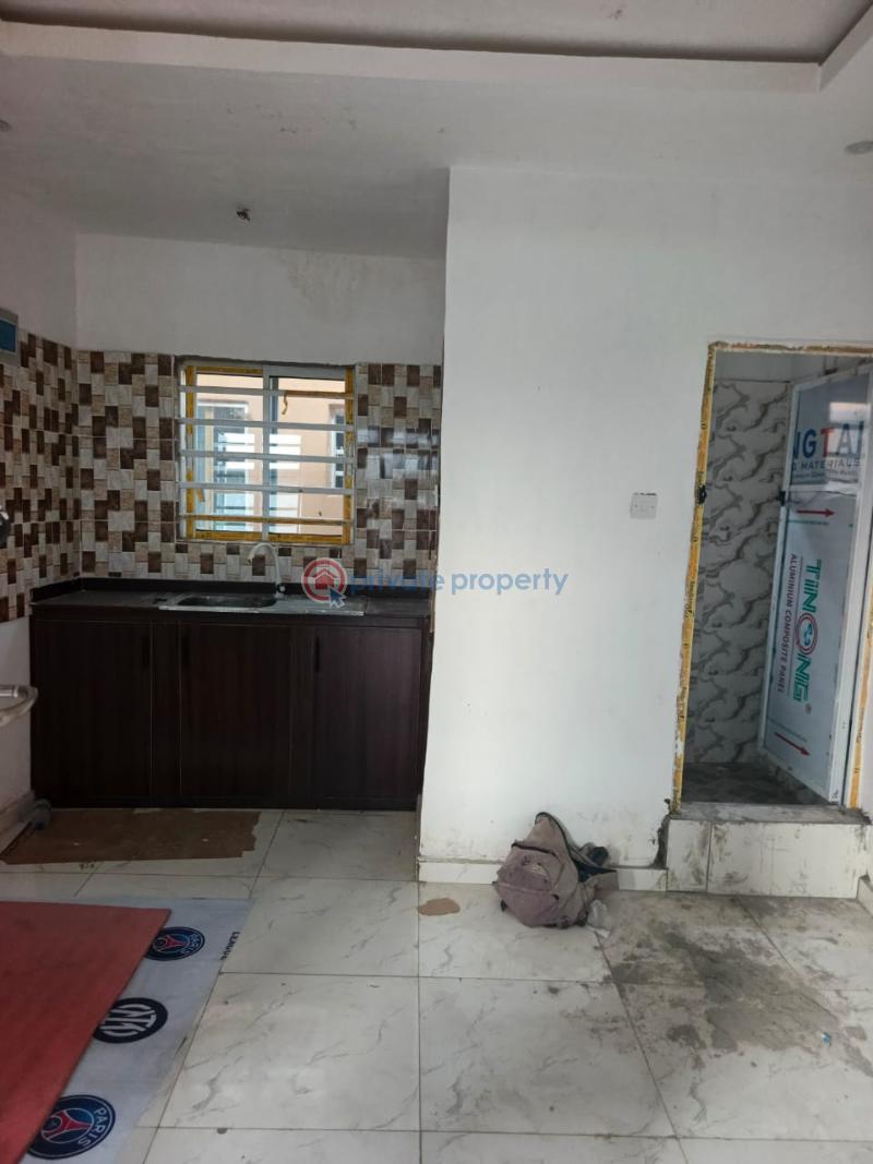 Self Contain For Rent Soluyi Gbagada Lagos