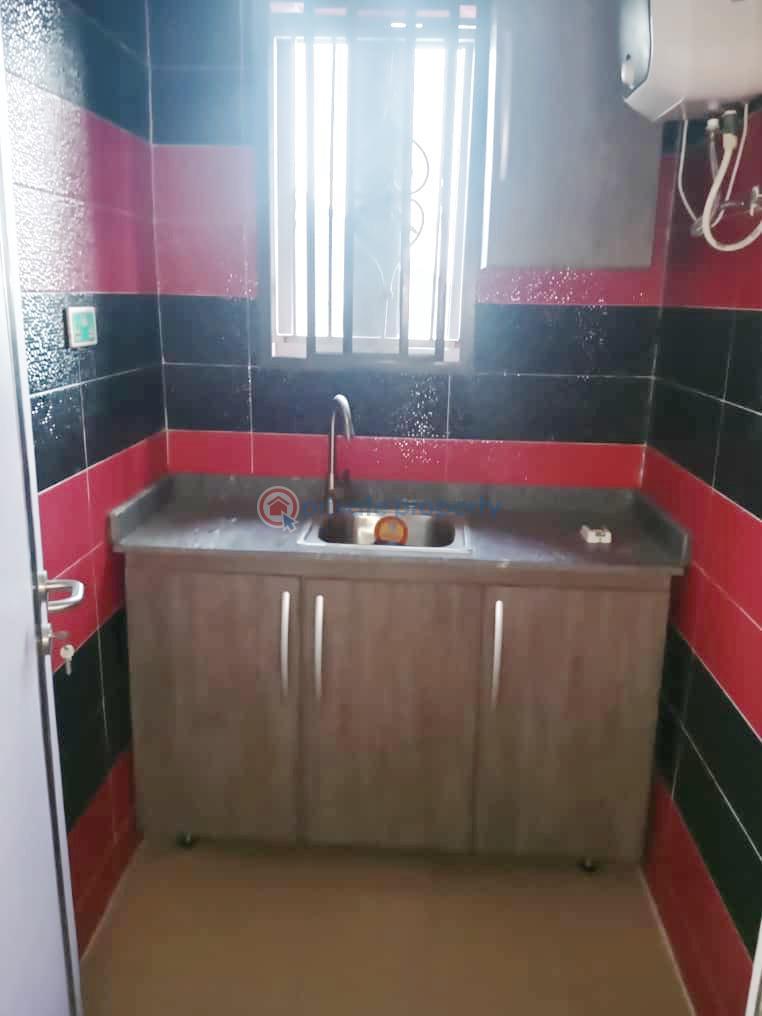 Self Contain For Rent Off Pedro Road Palmgroove Shomolu Lagos - 3