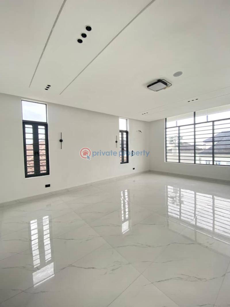 5 bedroom Detached Duplex For Sale Chevron Drive Lekki Lagos - 1
