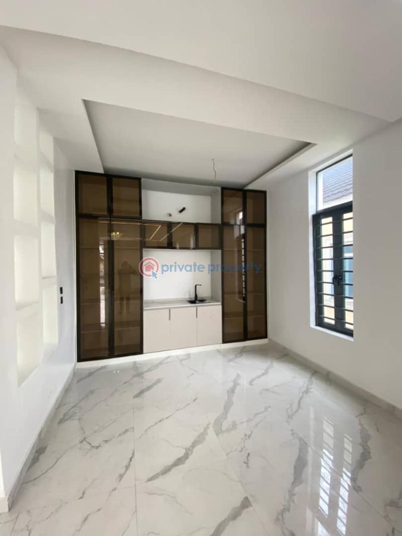 5 bedroom Detached Duplex For Sale Chevron Drive Lekki Lagos - 2
