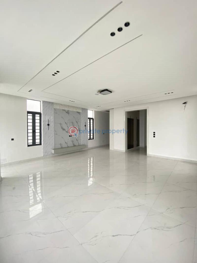 5 bedroom Detached Duplex For Sale Chevron Drive Lekki Lagos - 3