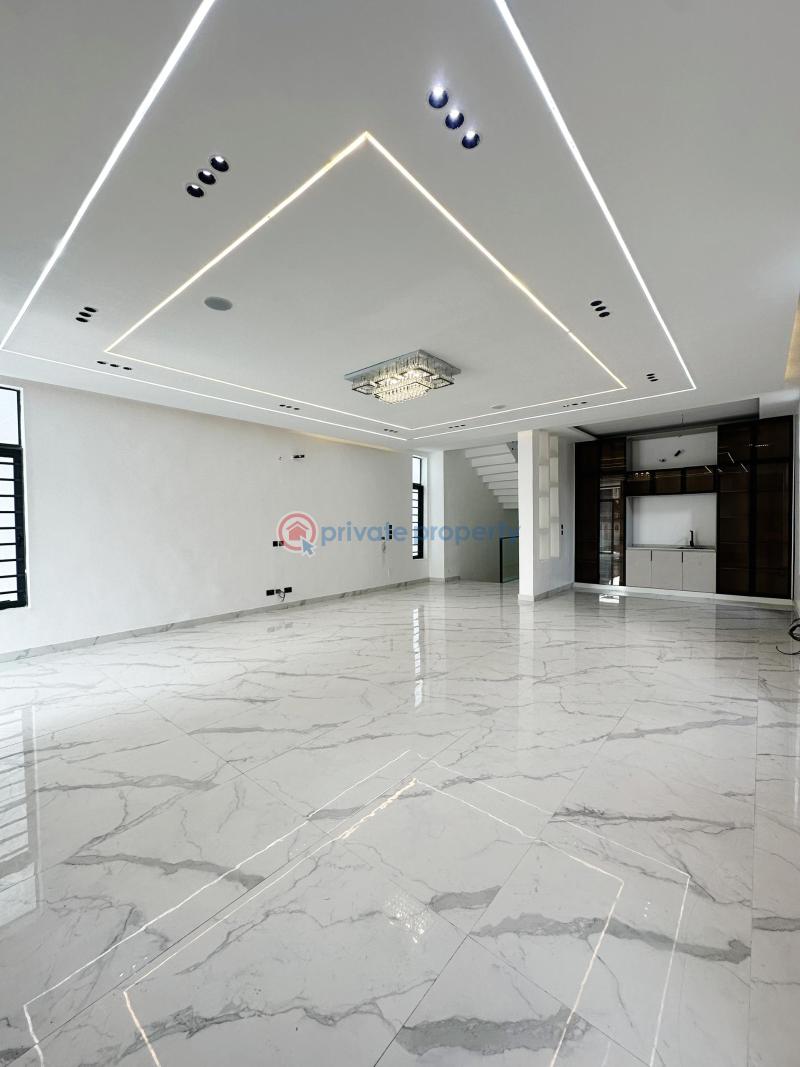 6 bedroom Detached Duplex For Sale Chevron Drive Lekki Lagos - 2
