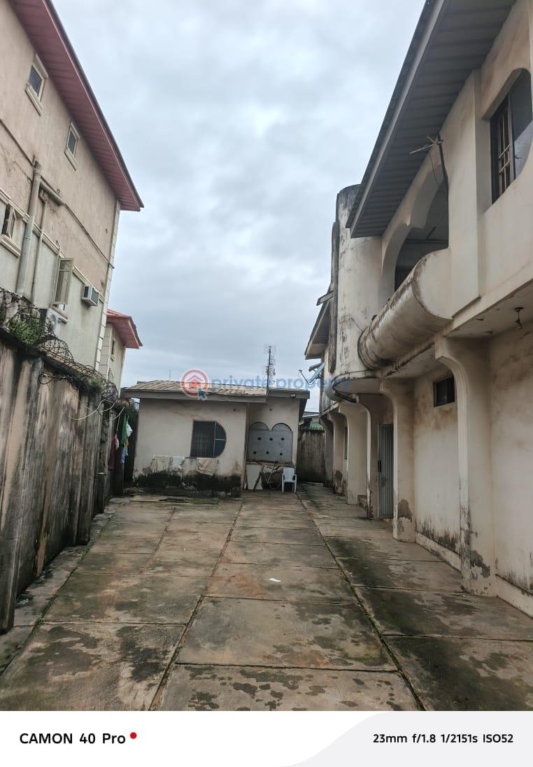10 bedroom Maisonette For Sale Ikotun Abaranje Lagos State Ikotun Ikotun/Igando Lagos - 6