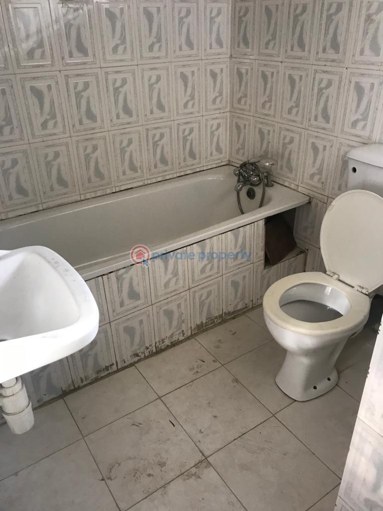 A building of 2 bedroom flat & 4 units of mini-flat - 20 Block Of Flats For Sale Omole Phase 2 Ojodu Lagos - 20