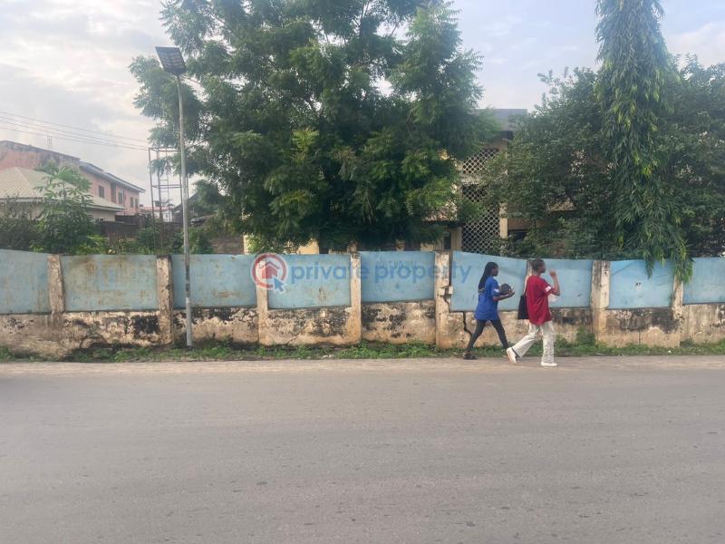 Commercial Property For Sale Oladunni Ayandipo Road, Off Ladoke Akintola Avenue, New Bodija Bodija Ibadan Oyo
