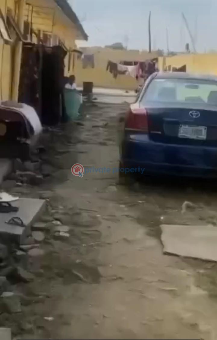 8 bedroom Mini Flat For Sale Gbagada Lagos - 2