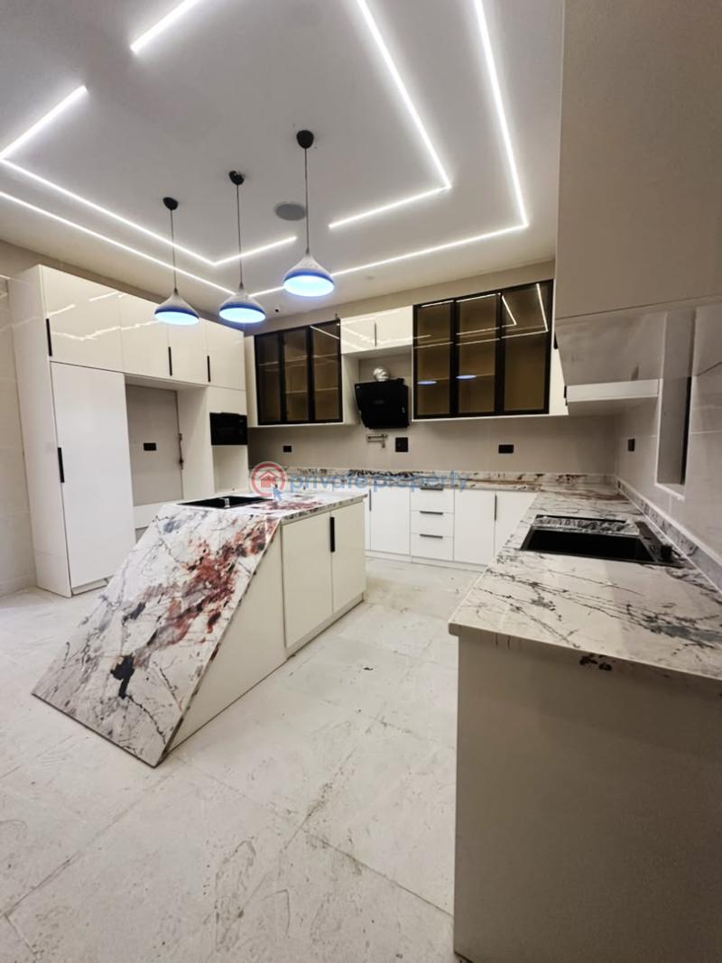 5 bedroom Detached Duplex For Sale Ikota Lekki Lagos - 11