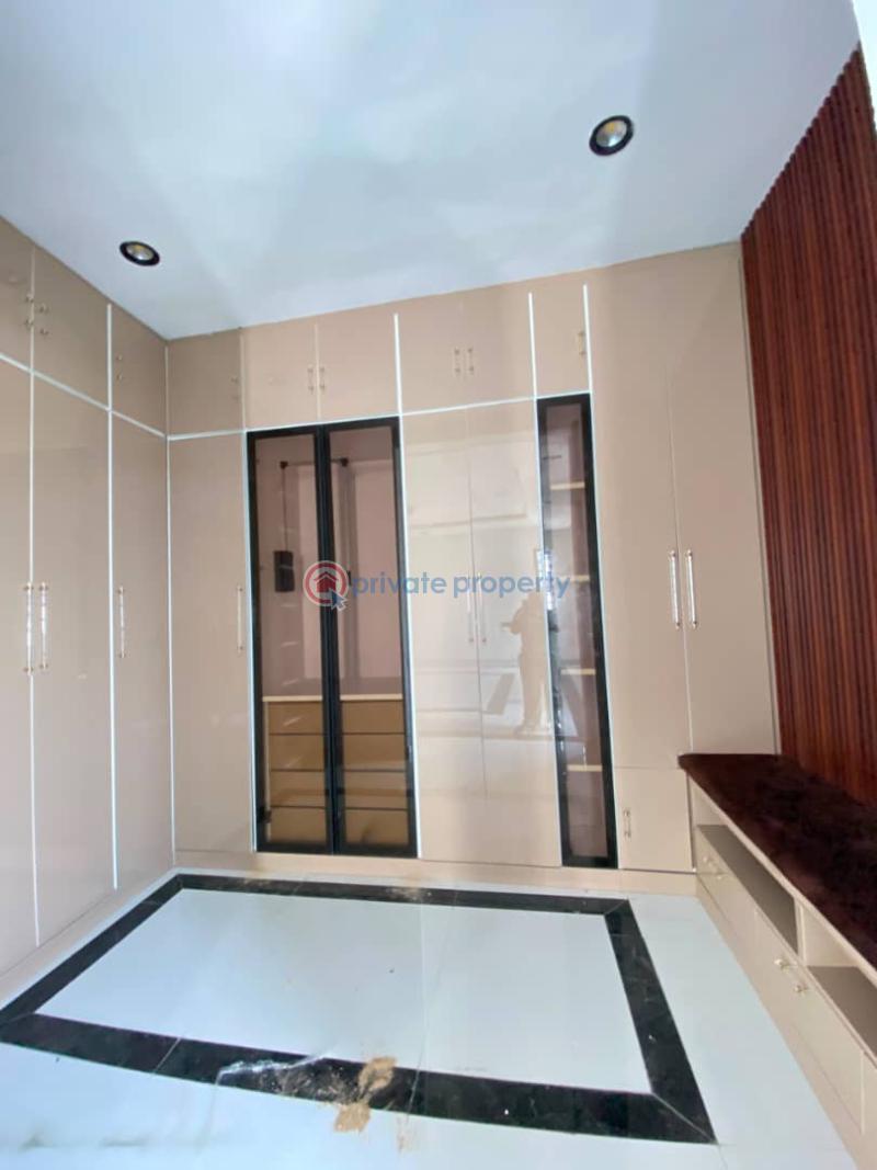 5 bedroom Detached Duplex For Sale Chevron Drive Lekki Lagos - 11