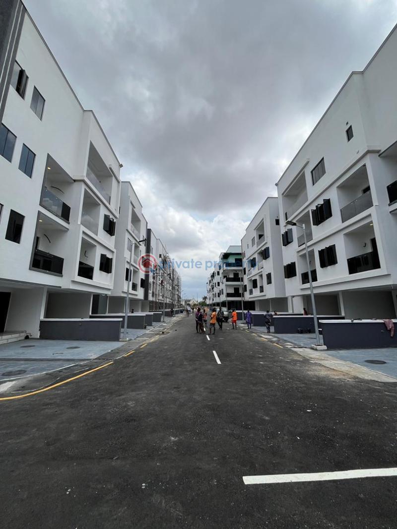 4 bedroom Terraced Duplex For Rent Ikeja GRA Lagos - 5
