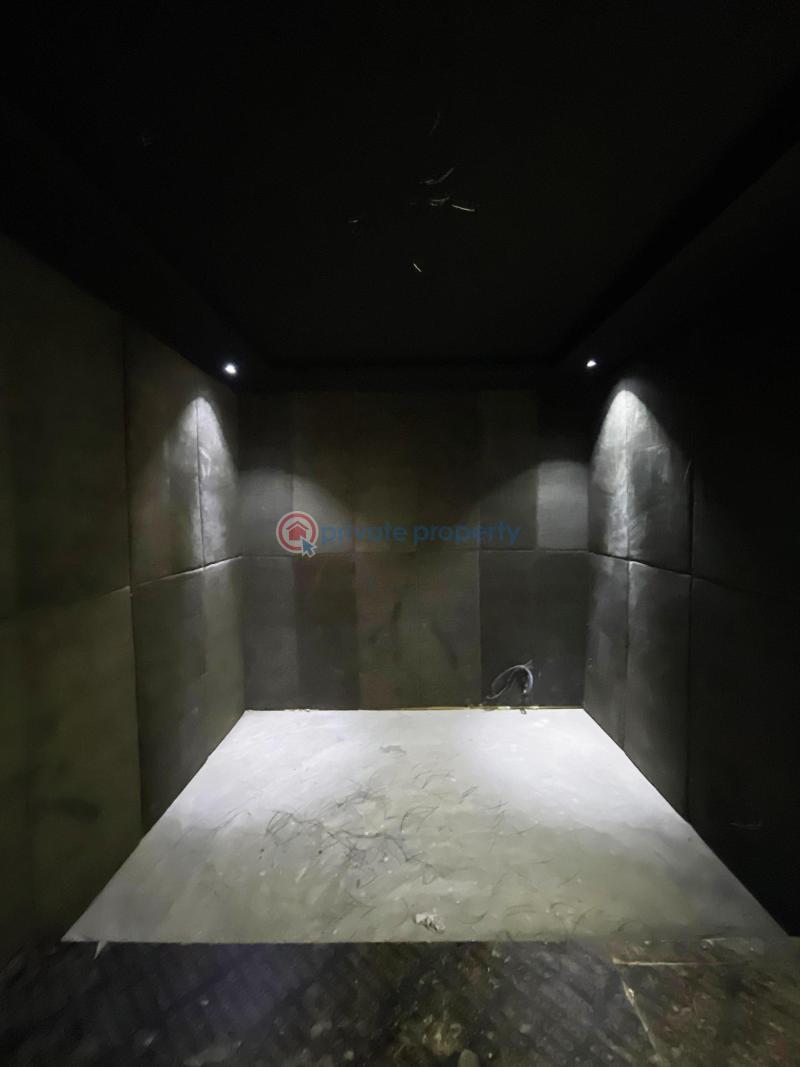 5 bedroom Detached Duplex For Sale Lekki Phase 1 Lagos - 19