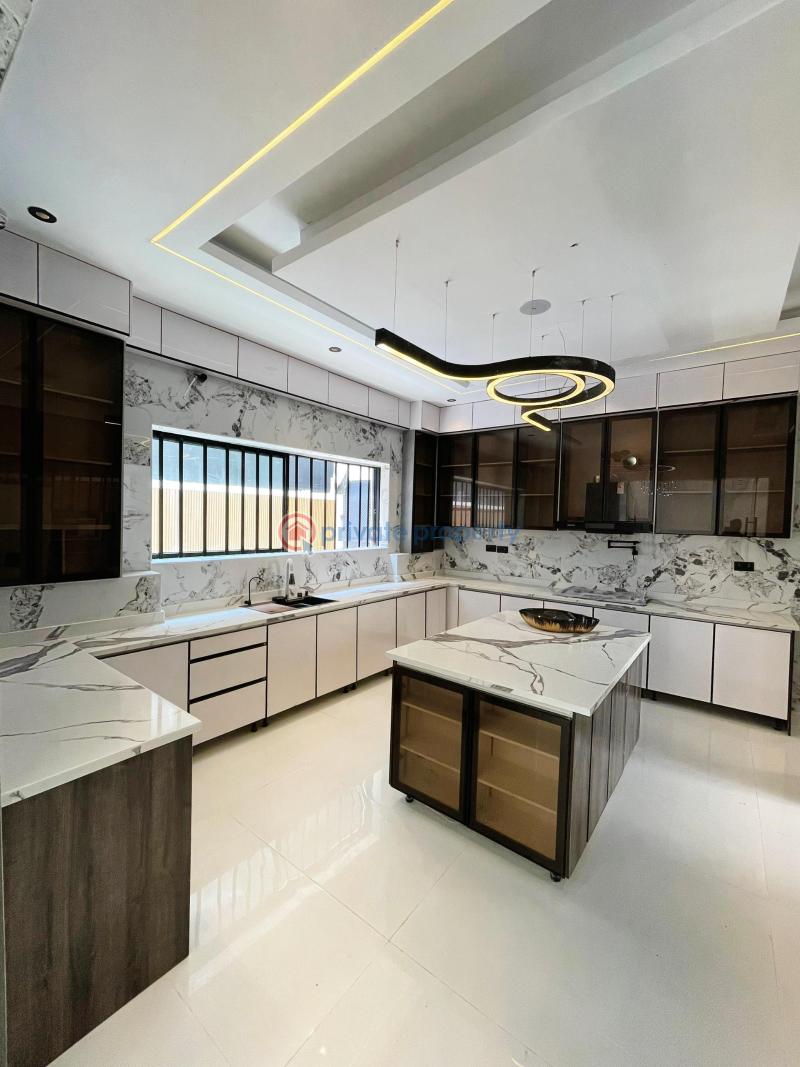 5 bedroom Detached Duplex For Sale Lekki Phase 1 Lagos - 2