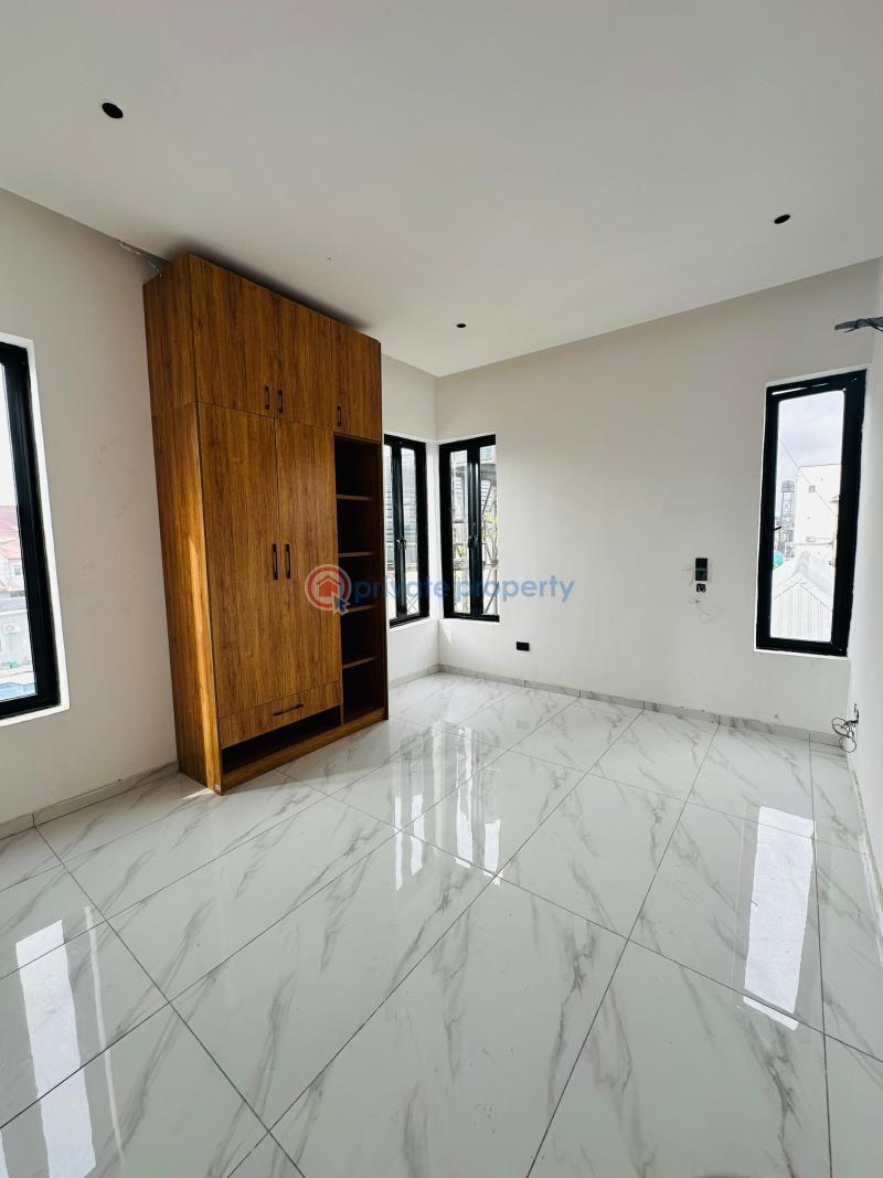 5 bedroom Detached Duplex For Sale Agungi Lekki Lagos - 3