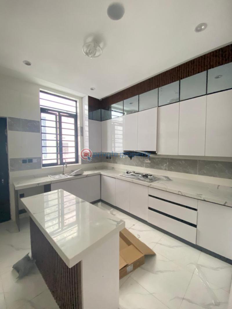 A charming 4 bedroom semi-detached duplex with bq - 8 4 bedroom Semi detached Duplex For Sale Orchid Road Lekki Lagos - 8
