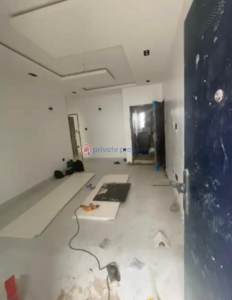 3 bedroom Flat & Apartment For Rent Aruwojobe Estate Maryland Lagos - 0