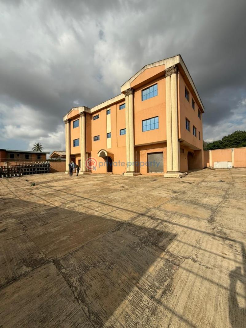 Mall/Complex/Plaza For Rent Lagos Ibadan Expressway , Iwo Road Iwo Road Ibadan Oyo - 0