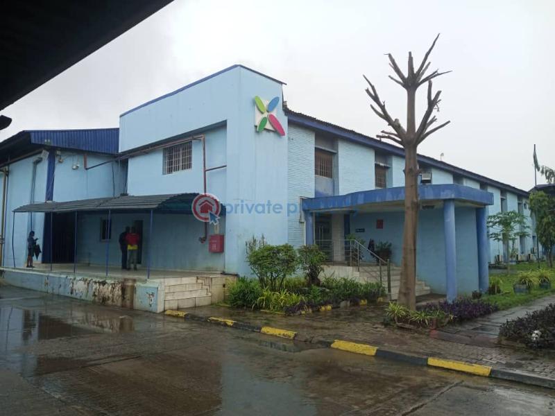 Office For Sale Along Lagos Abeokuta Expressway Alakuko Alimosho Lagos