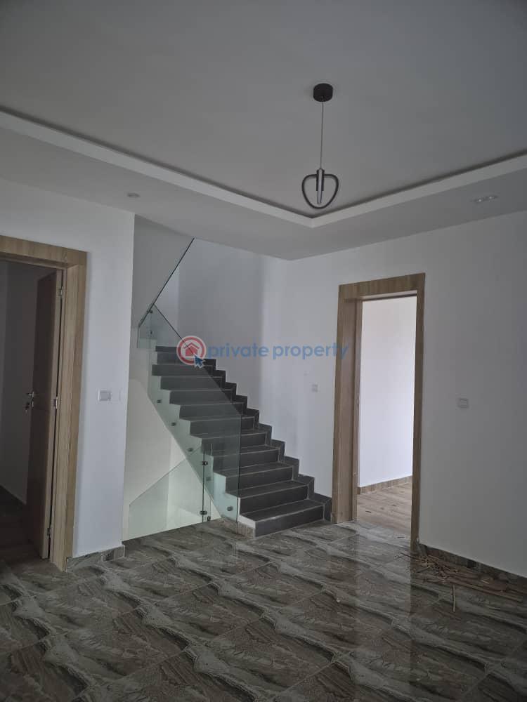 5 bedroom Detached Duplex For Sale Ogudu GRA Lagos - 1