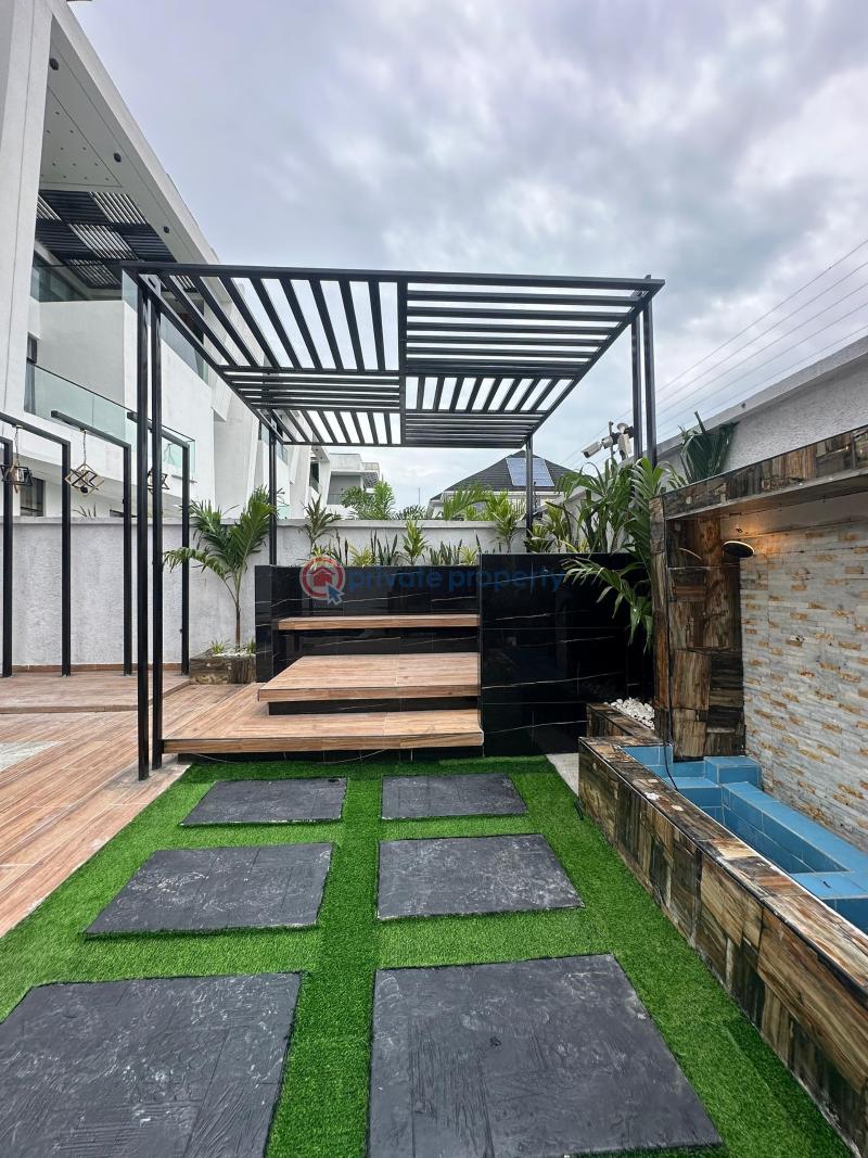 6 bedroom Detached Duplex For Sale Chevron Lekki Lekki Lagos - 4