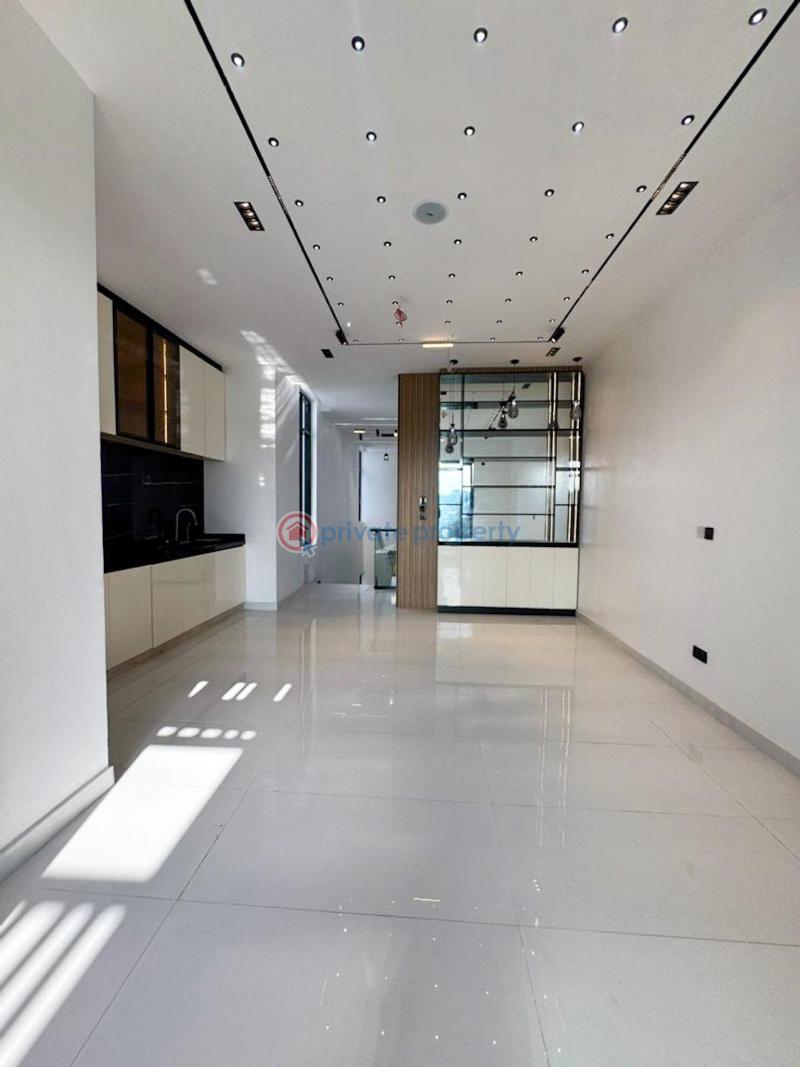 5 bedroom Detached Duplex For Sale Chevron Lekki Lagos - 10