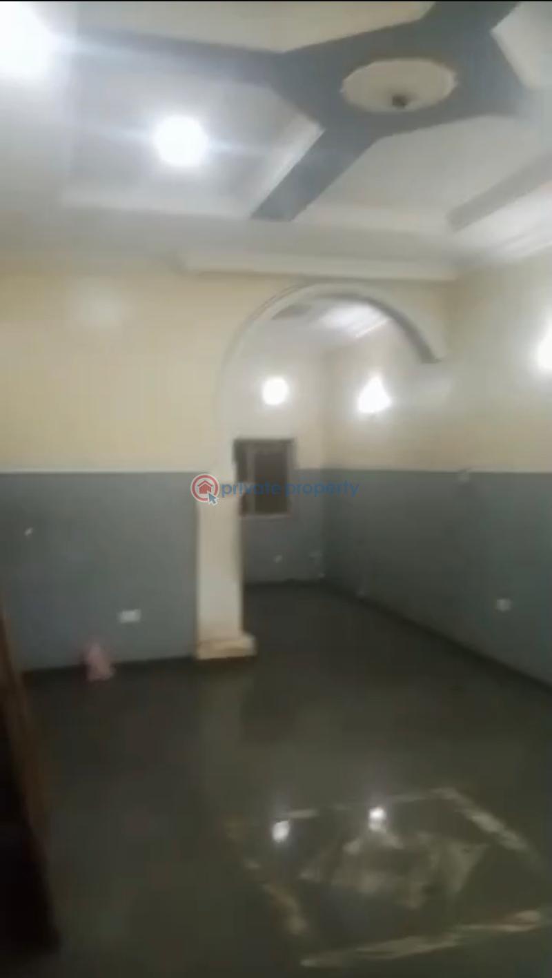 3 bedroom Block Of Flats For Rent Mende Maryland Lagos - 1