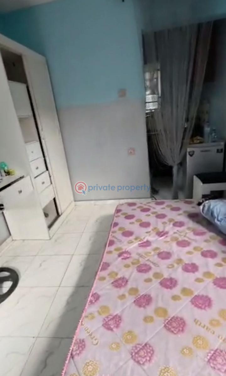 1 bedroom Self Contain For Rent Abule Ijesha  Yaba Lagos - 6
