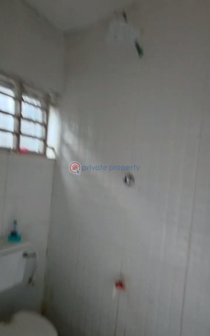 1 bedroom Self Contain For Rent Abule Ijesha  Yaba Lagos - 4