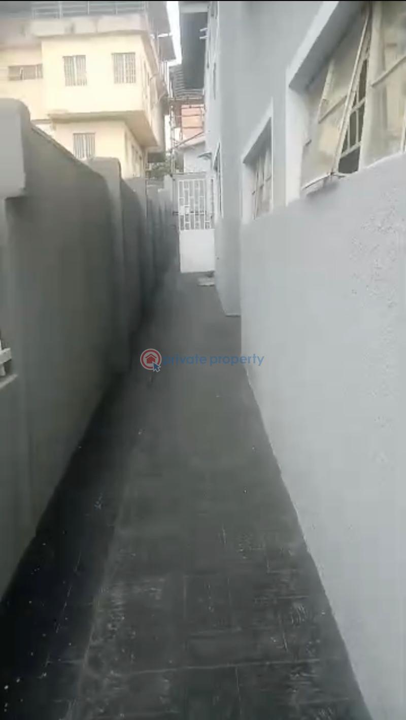A decent massive 5-bedroom fully detached duplex with bq, two living rooms, garage in a serene estate at anthony marylan - 2 5 bedroom Detached Duplex For Rent Anthony Village Maryland Lagos - 2