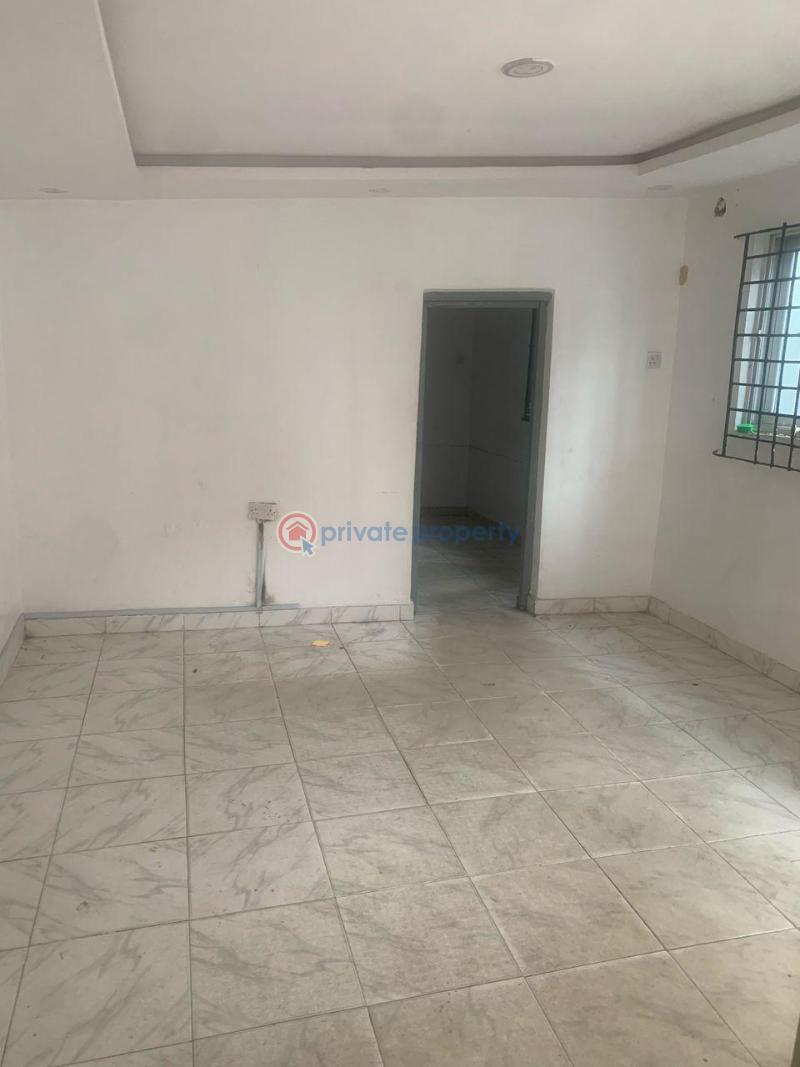 1 bedroom Mini Flat For Rent Folagoro Yaba Fola Agoro Yaba Lagos - 0