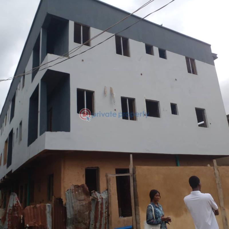 1 bedroom Self Contain For Sale Onipanu Shomolu Lagos - 0