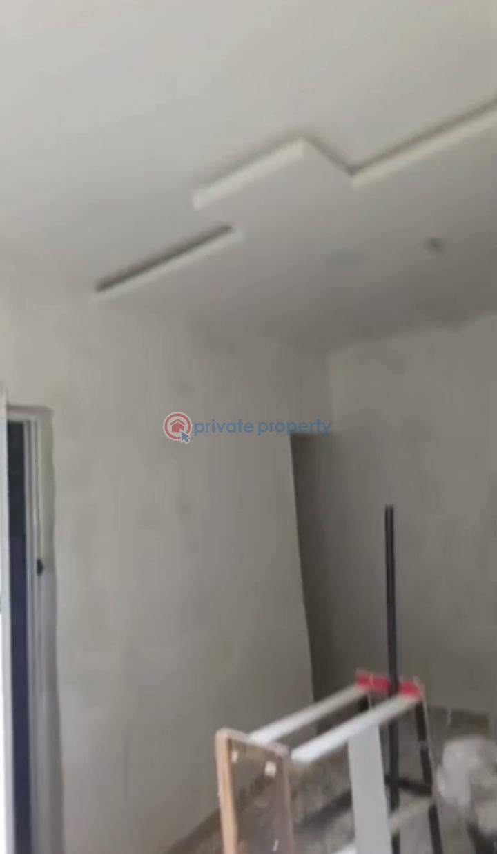 1 bedroom Self Contain For Rent Fadeyi Yaba Lagos - 0