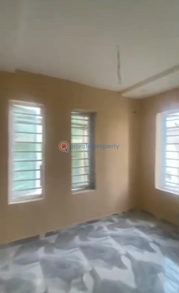 2 bedroom Flat & Apartment For Rent Off Herbert Macaulay Alagomeji Yaba Lagos - 4