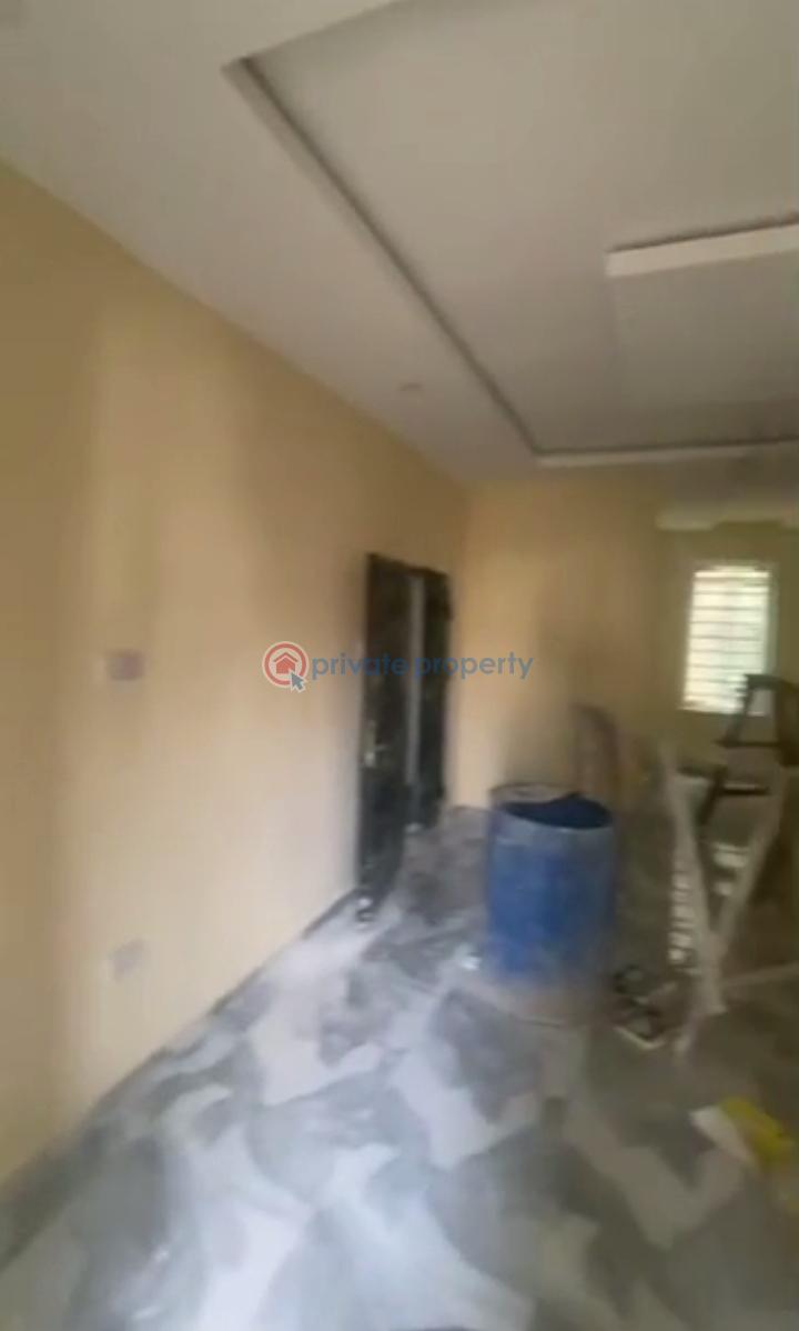 2 bedroom Flat & Apartment For Rent Off Herbert Macaulay Alagomeji Yaba Lagos - 9
