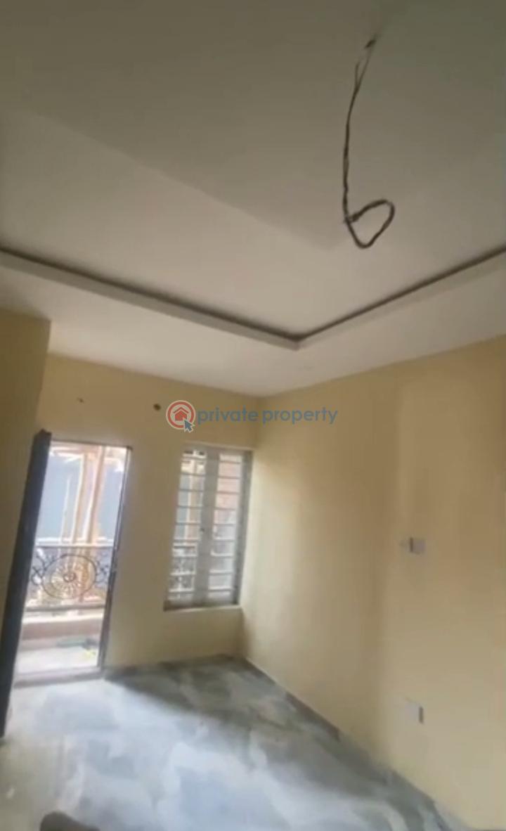 2 bedroom Flat & Apartment For Rent Off Herbert Macaulay Alagomeji Yaba Lagos - 2