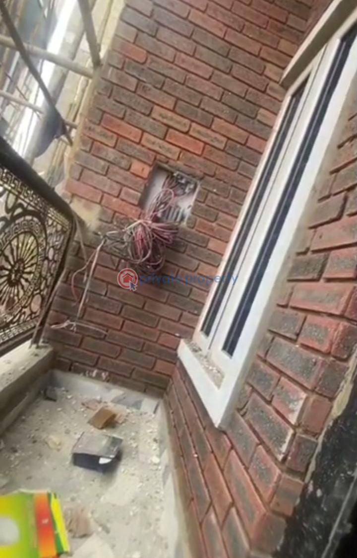 2 bedroom Flat & Apartment For Rent Off Herbert Macaulay Alagomeji Yaba Lagos - 11