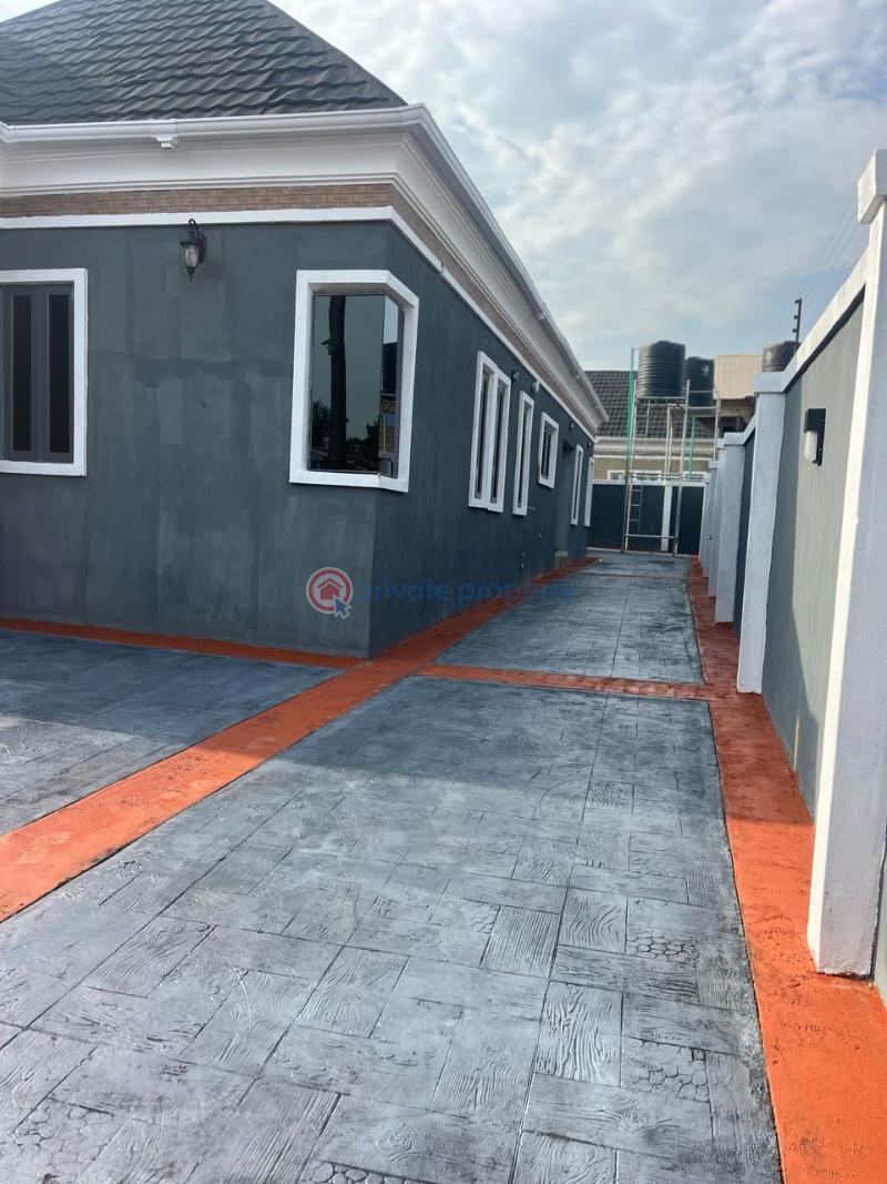 Detached Bungalow For Sale Alafaara, Ile Tuntun Idishin Ibadan Oyo - 8