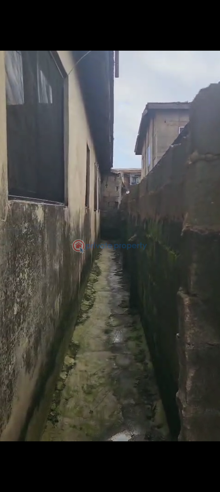 House For Sale Ajibose Street Via Toyin,iju Ishaga Iju-ogundimu Ifako-Ijaiye Lagos - 4