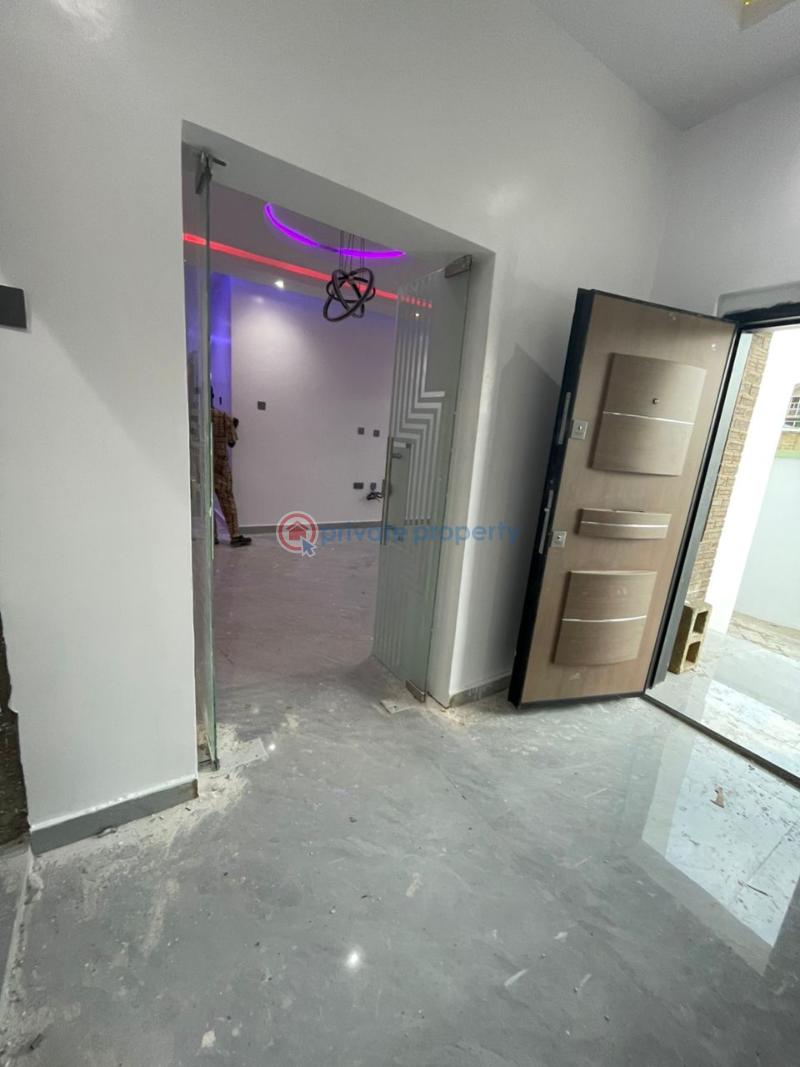 3 bedroom Detached Bungalow For Sale Abdulsalam Estate, Akala Way, Akobo Ibadan Oyo - 9