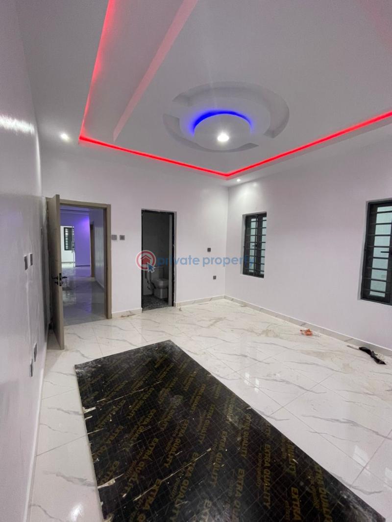 3 bedroom Detached Bungalow For Sale Abdulsalam Estate, Akala Way, Akobo Ibadan Oyo - 14