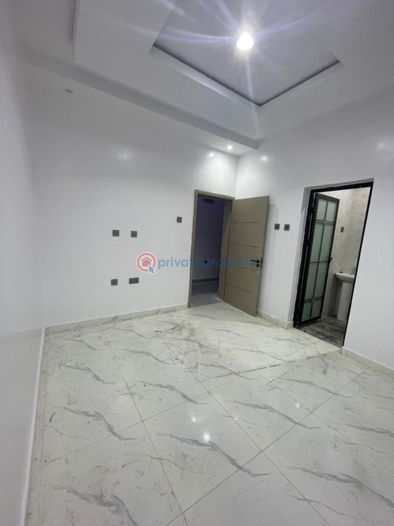 3 bedroom Detached Bungalow For Sale Abdulsalam Estate, Akala Way, Akobo Ibadan Oyo - 13