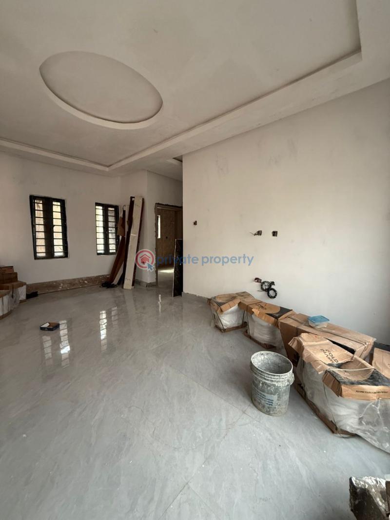 3 bedroom Detached Bungalow For Sale Abdulsalam Estate , Akala Way Akobo Ibadan Oyo - 4