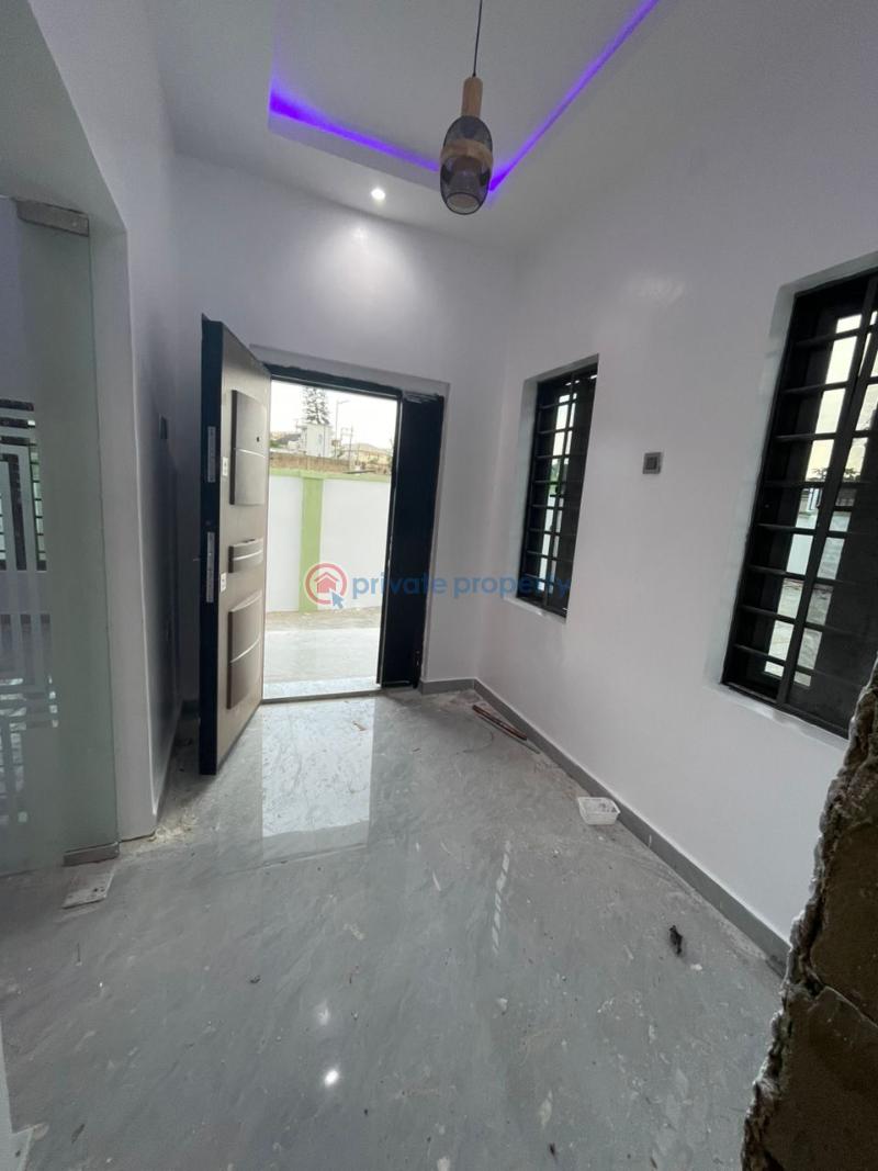 3 bedroom Detached Bungalow For Sale Abdulsalam Estate, Akala Way, Akobo Ibadan Oyo - 17