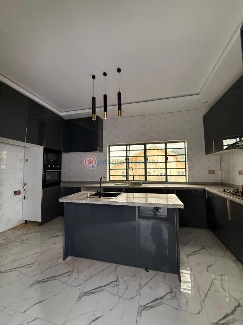 4 bedroom Detached Duplex For Sale Carlton Gate Estate, Kolapo Ishola Gra Akobo Ibadan Oyo - 8