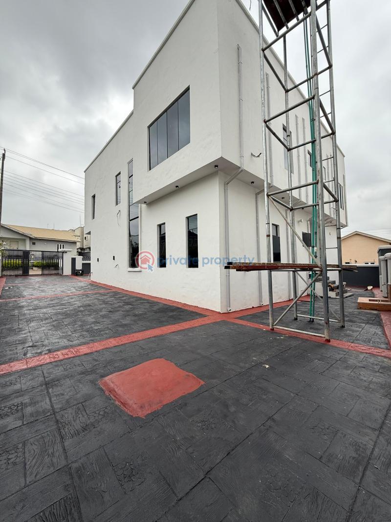4 bedroom Detached Duplex For Sale Carlton Gate Estate, Kolapo Ishola Gra Akobo Ibadan Oyo - 20